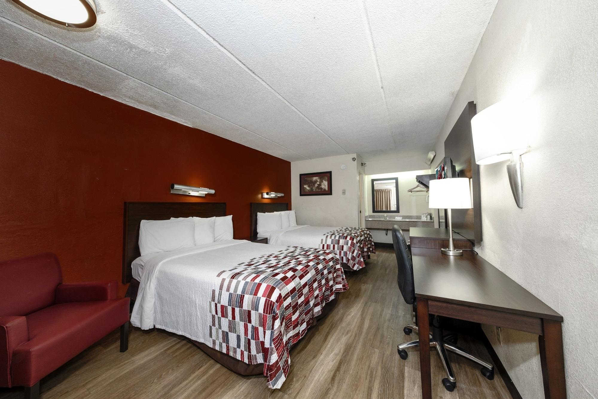 Red Roof Inn Tampa - Brandon Екстериор снимка