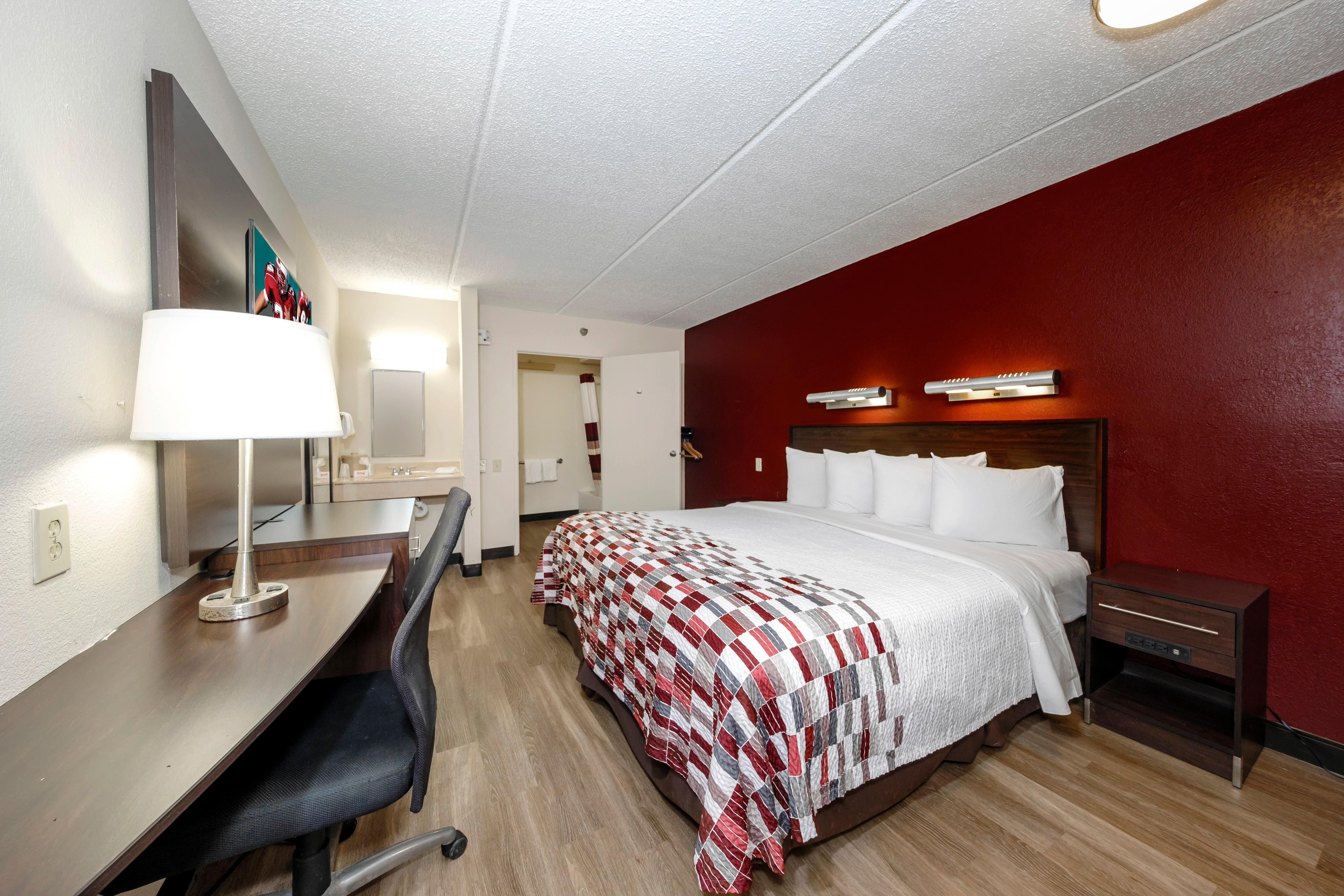 Red Roof Inn Tampa - Brandon Екстериор снимка