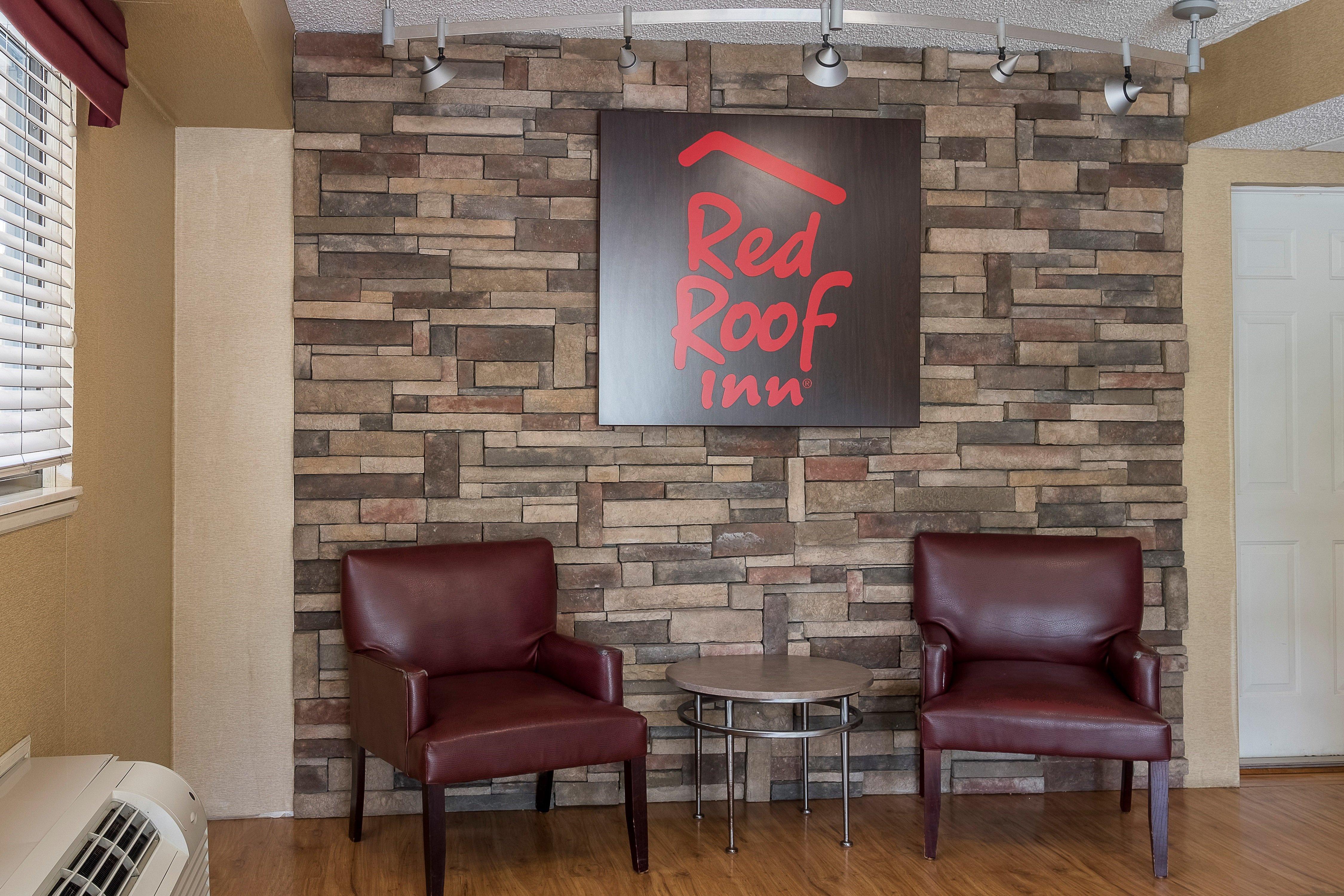 Red Roof Inn Tampa - Brandon Екстериор снимка