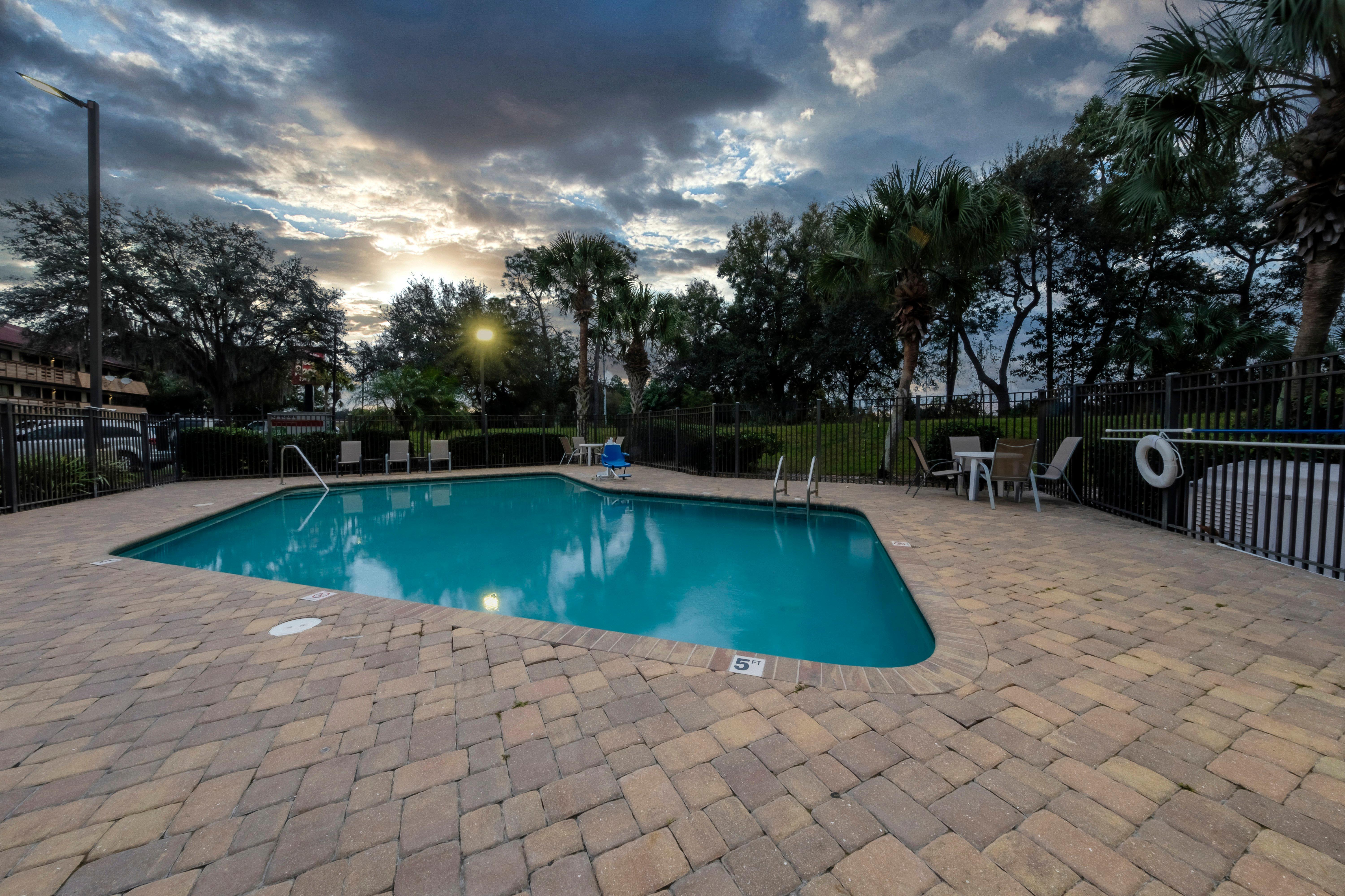 Red Roof Inn Tampa - Brandon Екстериор снимка