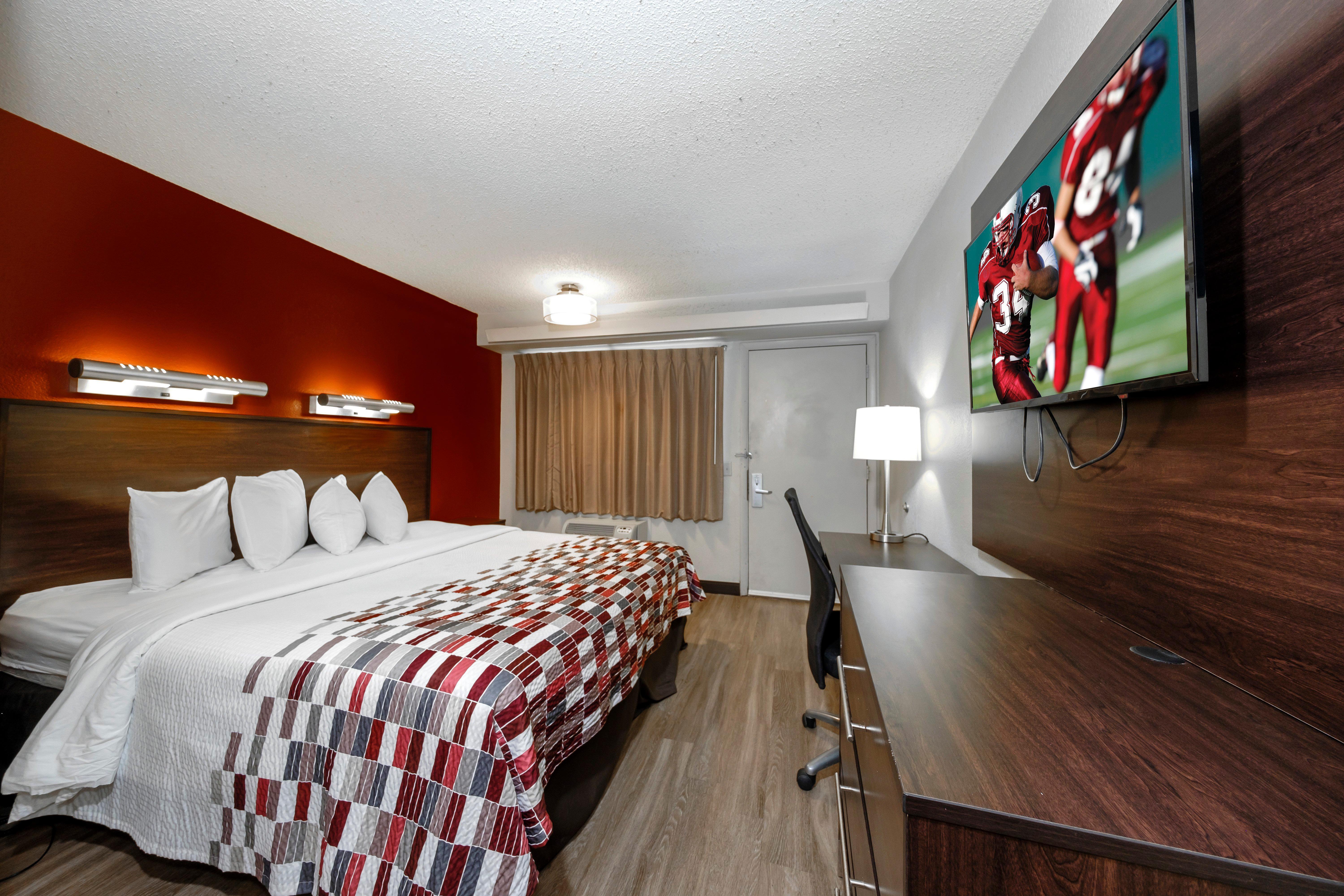 Red Roof Inn Tampa - Brandon Екстериор снимка