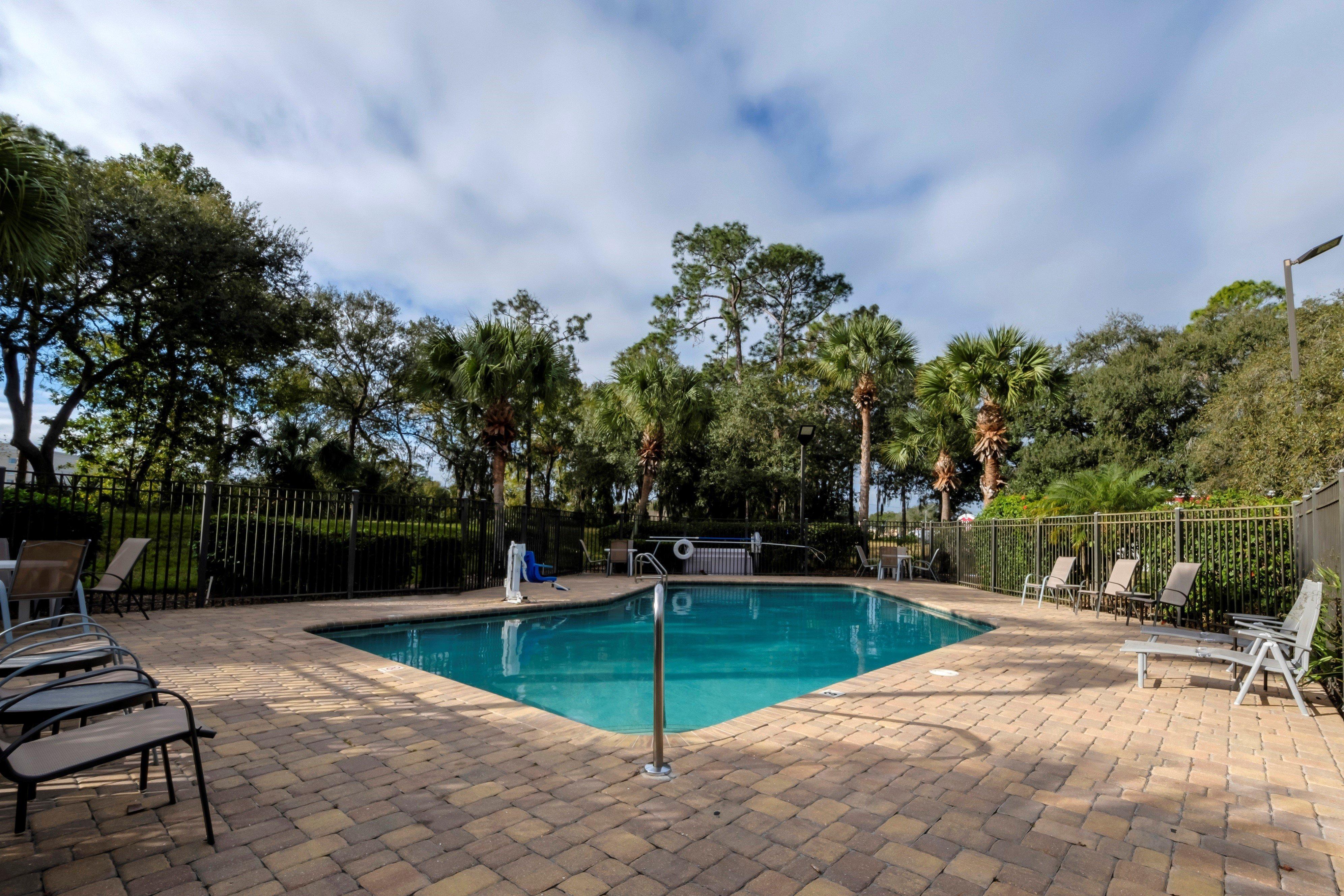 Red Roof Inn Tampa - Brandon Екстериор снимка
