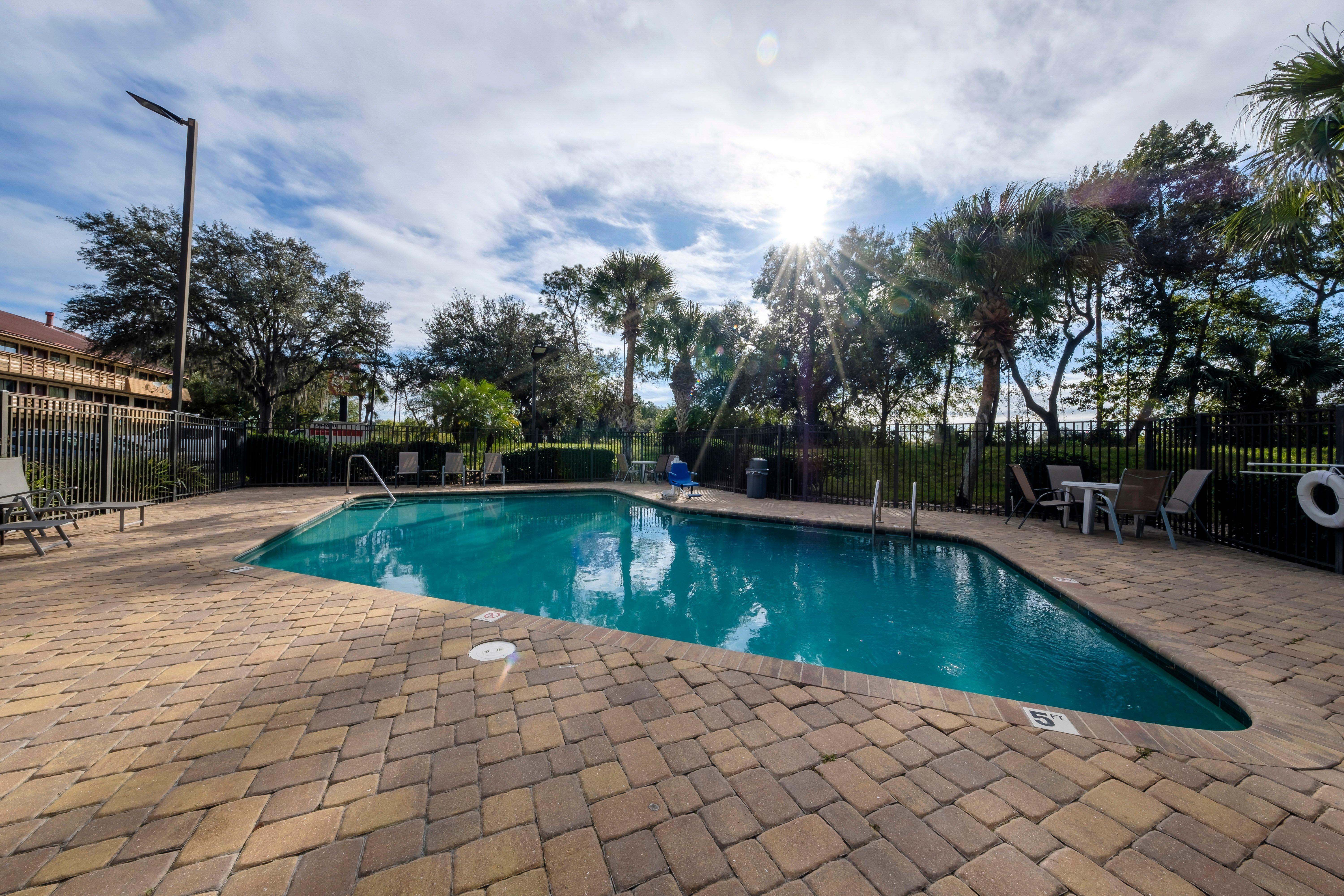 Red Roof Inn Tampa - Brandon Екстериор снимка