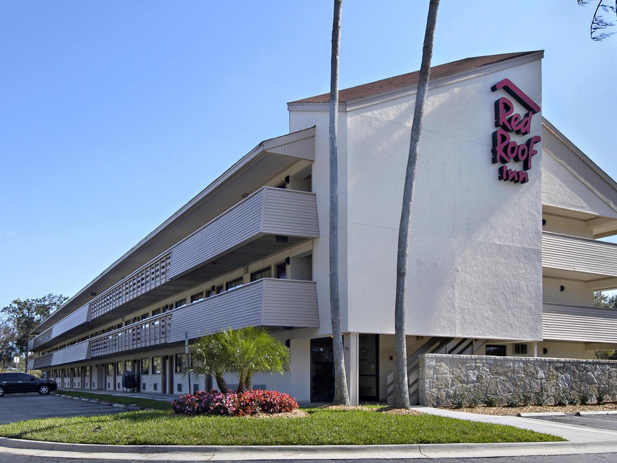 Red Roof Inn Tampa - Brandon Екстериор снимка